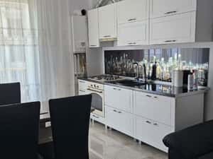 Ap 2 camere, et 5, complex Real Resort, bloc nou cu CT si AC — miniatura 2