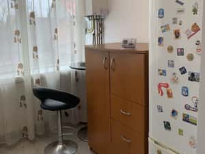 Inchiriez garsoniera cu baie proprie si centrala — miniatura 6