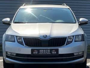 Vand Skoda Octavia 2.0 TDI 2018 Automata *LED* inmatriculata RO urgent — miniatura 10