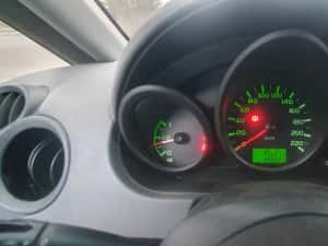 Mitsubishi colt 2004 — miniatura 1