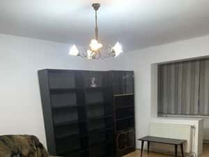 Vand apartament 2 camere decomandat — miniatura 2