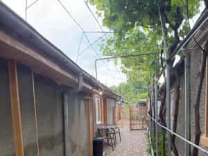 700 mp, teren intravilan, zona Centru, 150.000 euro — miniatura 3