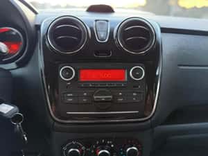 Dacia Lodgy 1.5 Blue dCi Laureate 2022 — miniatura 6
