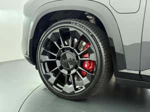 BMW XM SUV 2023 - Hibrid Plug-In, 653 CP — miniatura 4