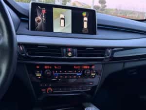 BMW X5 F15 5.0i 2016 — miniatura 6