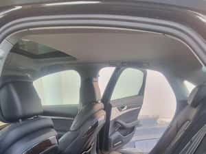 Vand Audi A8, cu km in crestere fiind masina personala. — miniatura 4