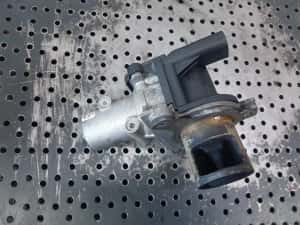 egr 1.5 dci k9k nissan qashqai renault scenic 2 megane 2 clio 3 dacia logan 8200282949 8200561269a — miniatura 3