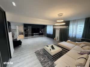 Apartament 4 camere, 83 mp, decomandat, zona ultracentrala — miniatura 4