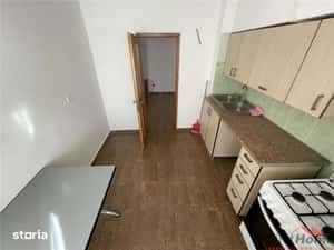 Ap 2 cam,etaj 1, renovat, centrala termica, ultracentral - Teatru — miniatura 6