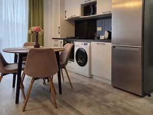 Apartament 2 camere,bloc 2020, etaj 2. — miniatura 1