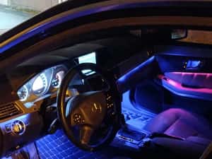 Mercedes-Benz E250 CDI W212 Avantgarde – Pachet E63 AMG – Distronic – Harman Kardon – Panoramic — miniatura 7