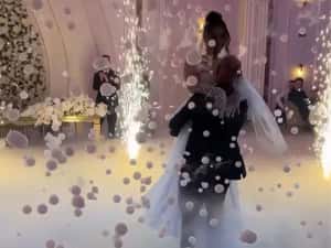 Cabina foto+fum greu+baloane cu fum+tort de shoturi+pistoale co2 — miniatura 9