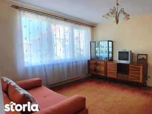 Apartament 2 camere strada Hategului peste drum de Școala Gennerală 1 — miniatura 5