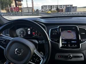 Volvo XC90 B5 mild hybrid — miniatura 7