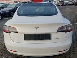 Tesla Model 3, 89.720 km, 2021, electric — miniatura 3