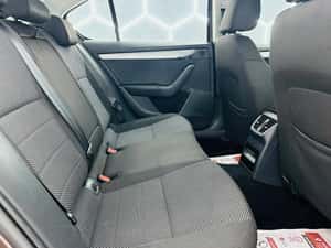 Skoda Octavia 1.6D E5 Manuală 105 HP Diesel — miniatura 7