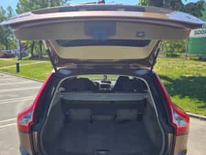 Volvo XC 60 2010 AWD — miniatura 5