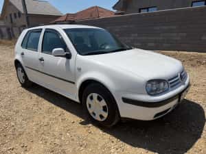 VW Golf 4 1.6 benzina 2002