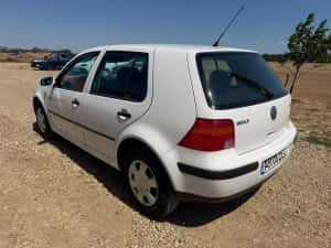 VW Golf 4 1.6 benzina 2002 — miniatura 5