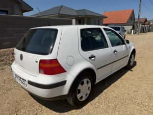 VW Golf 4 1.6 benzina 2002 — miniatura 6