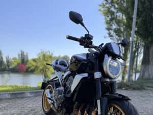 Honda CB1000R 03.2023 5300 km in garantie pana in 2027