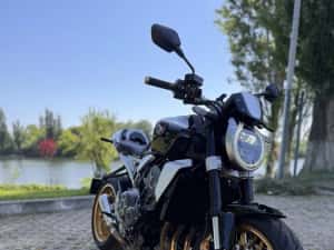 Honda CB1000R 03.2023 5300 km in garantie pana in 2027 — miniatura 7