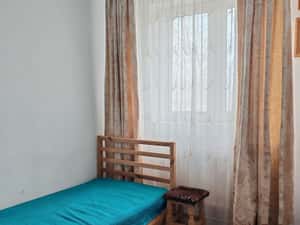 Doamna Dhica ,Ziduri intre vii — miniatura 3