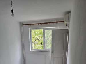 Închiriez apartament 2 camere — miniatura 3