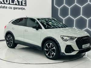 Audi Q3 45Tfsi S-line Plug in hybrid — miniatura 2