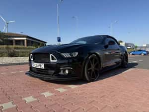 Ford mustang 2,3, cabrio, conditie showroom — miniatura 3