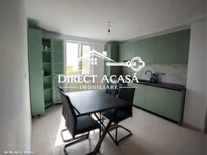 Apartament 2 camere, decomandat, loc de parcare privat - de inchiriat