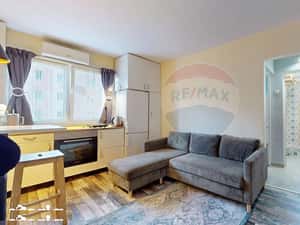 Apartament cu 2 camere de vânzare în zona Electroprecizia