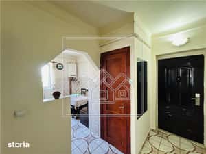 Ap decomandat, cu 2 camere si balcon, etaj 1 - Sura Mica — miniatura 4