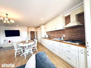 Apartament 3 camere, bloc nou, de inchiriat zona Centrala — miniatura 6