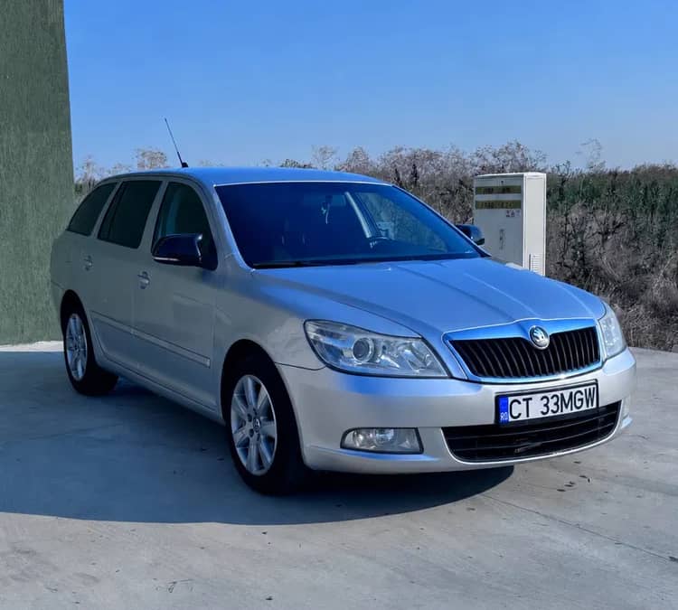 Skoda Octavia 2.0 TDI 140 CP 6+1 trepte — fotografie 1 din 10