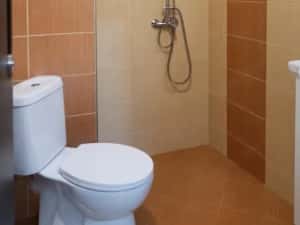 Inchiriez un apartament de 2 camere, in zona sebastian — miniatura 4