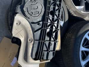 Rezervor adblue Mercedes A classe — miniatura 1
