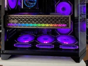 PC Gaming Ryzen 7 9800X3D /RX 9070XT/32GB, SSD 1TB/ RATE-Garantie TVA — miniatura 7