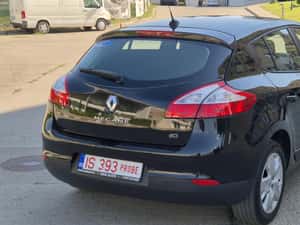 Renault Megane 1.5 dCi – consum redus, confort și fiabilitate — miniatura 3