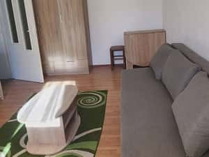 Garsonieră de închiriat, balcon și mobilată — miniatura 6