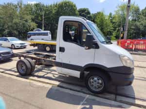 Iveco Daily sasiu 3m (basculabil ) — miniatura 3