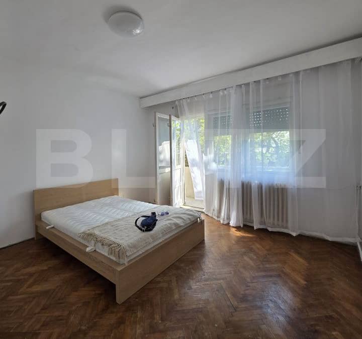 Apartament de inchiriat ,3 camere,zona Vasile Lucaciu Satu Mare — fotografie 1 din 5