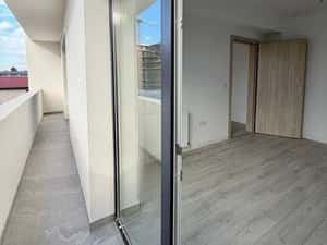 Apartamente 1,2,3 camere bloc nou — miniatura 3