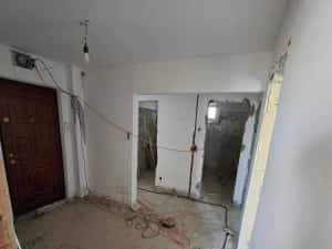 Meseriasi seriosi in iasi, renovări si reparatii interioare — miniatura 3