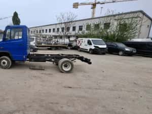 Mercedes vario sasiu basculanta  cat B 3,5 tone — miniatura 4