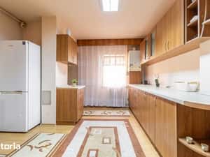 0% comision | 3 camere, balcon, ETAJ 3, centrala, str. Dumbrava, bloc — miniatura 4