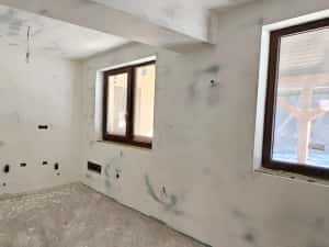 Casa P+M si 1400 mp teren,langa parau si padure pretabila pt.locuit sau pensiune, Piatra Soimului — miniatura 3