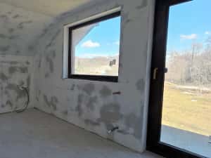 Casa P+M si 1400 mp teren,langa parau si padure pretabila pt.locuit sau pensiune, Piatra Soimului — miniatura 7