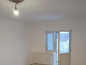 Vanzare apartament cu 4 camere Alexandria