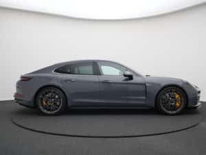 Porsche Panamera Hibrid 2025 - 24.600 km — miniatura 2